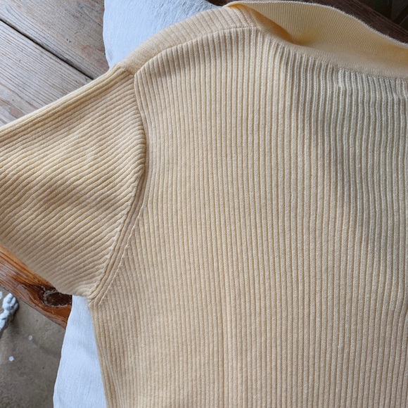 Vintage Yellow Short Sleeve Polo Top - Picture 13 of 13